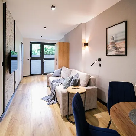 I Zlotobrzeg Апартаменты *