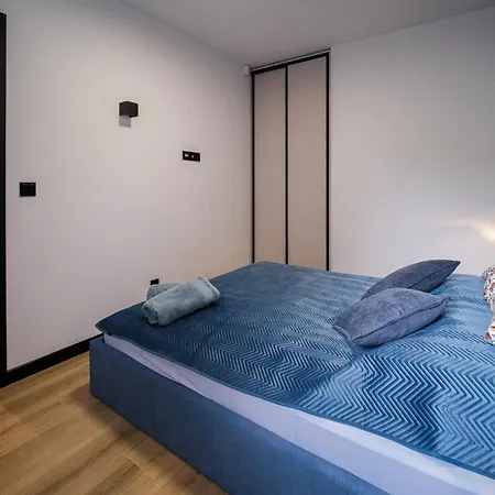 I Zlotobrzeg Сарбиново