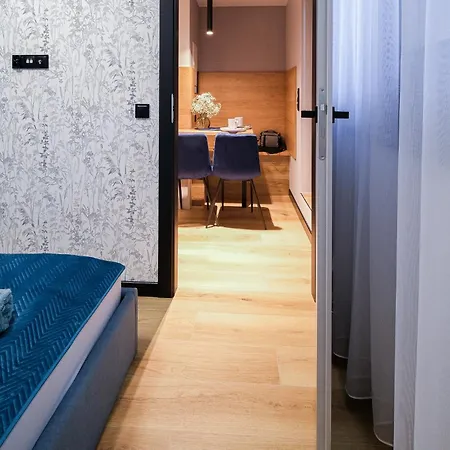 I Zlotobrzeg Апартаменты